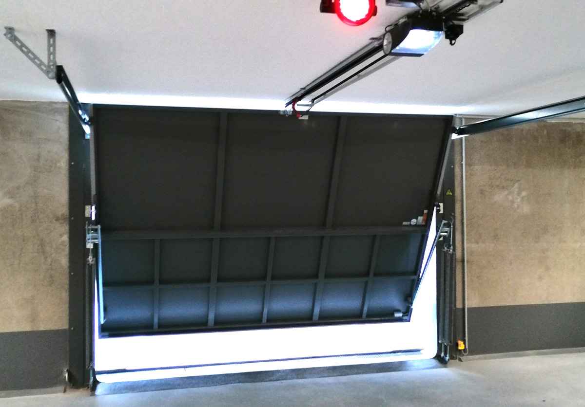 Porte de garage anti-inondation AQUALOCK