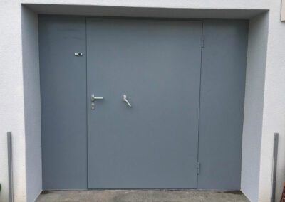 Photo d'une porte d'entrée gros gabarit anti-innondations SEDIPEC